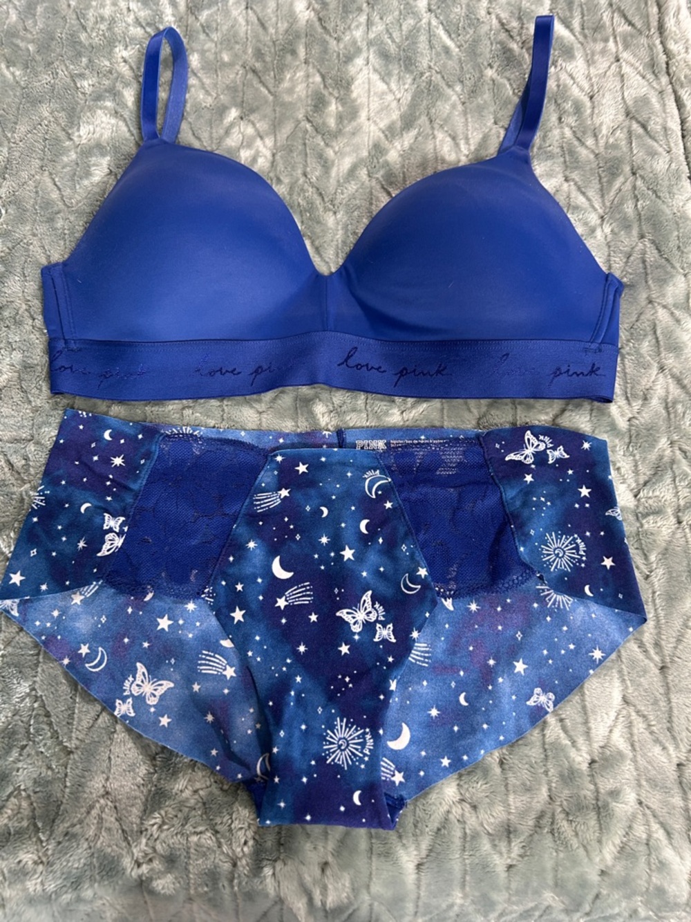 PINK Victoria's Secret Electric Blue Wireless Bra & Celestial Print Hipster Set